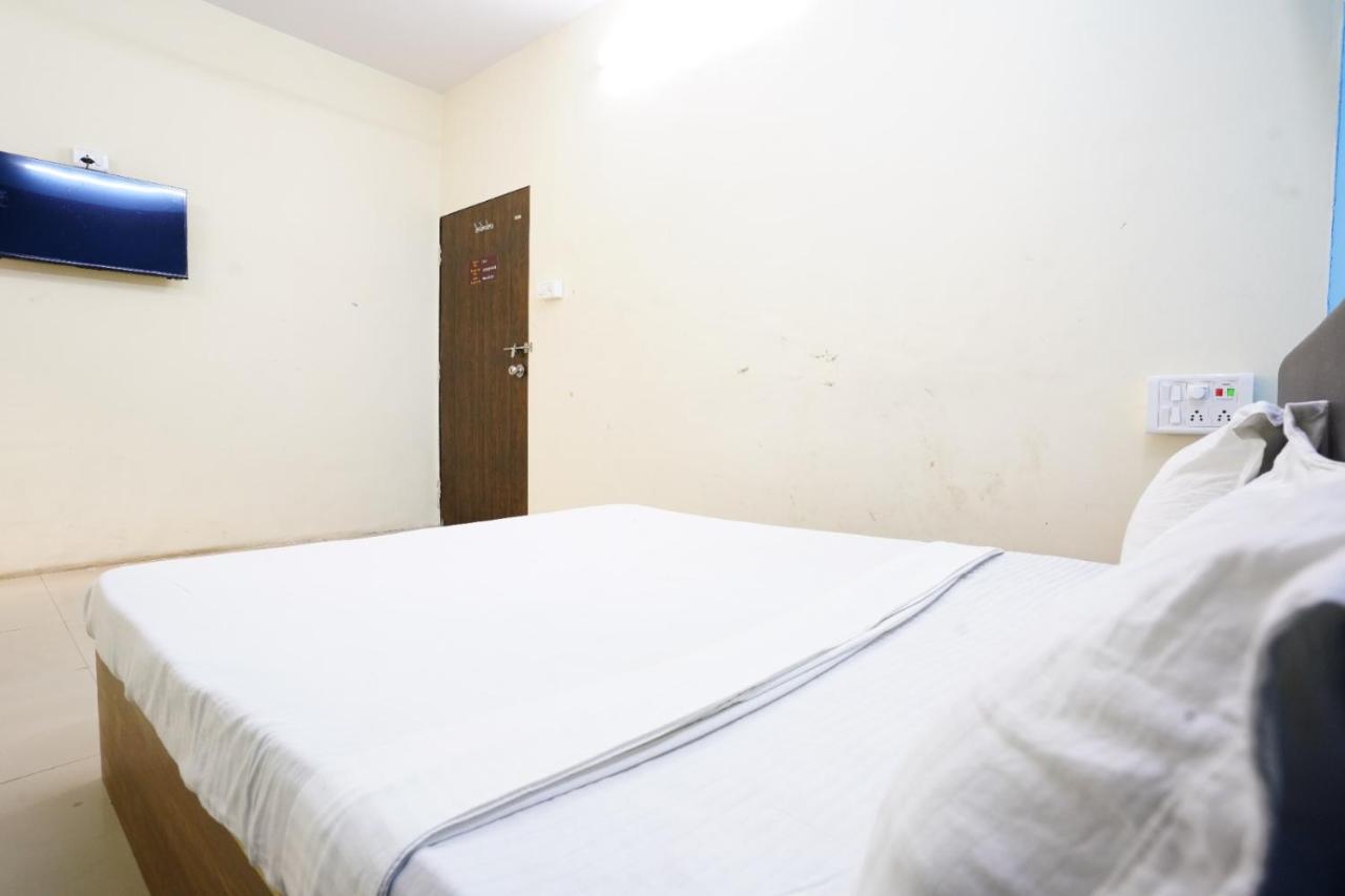 Hotel Nova Rooms Atlanta Shopping Σουράτ Εξωτερικό φωτογραφία